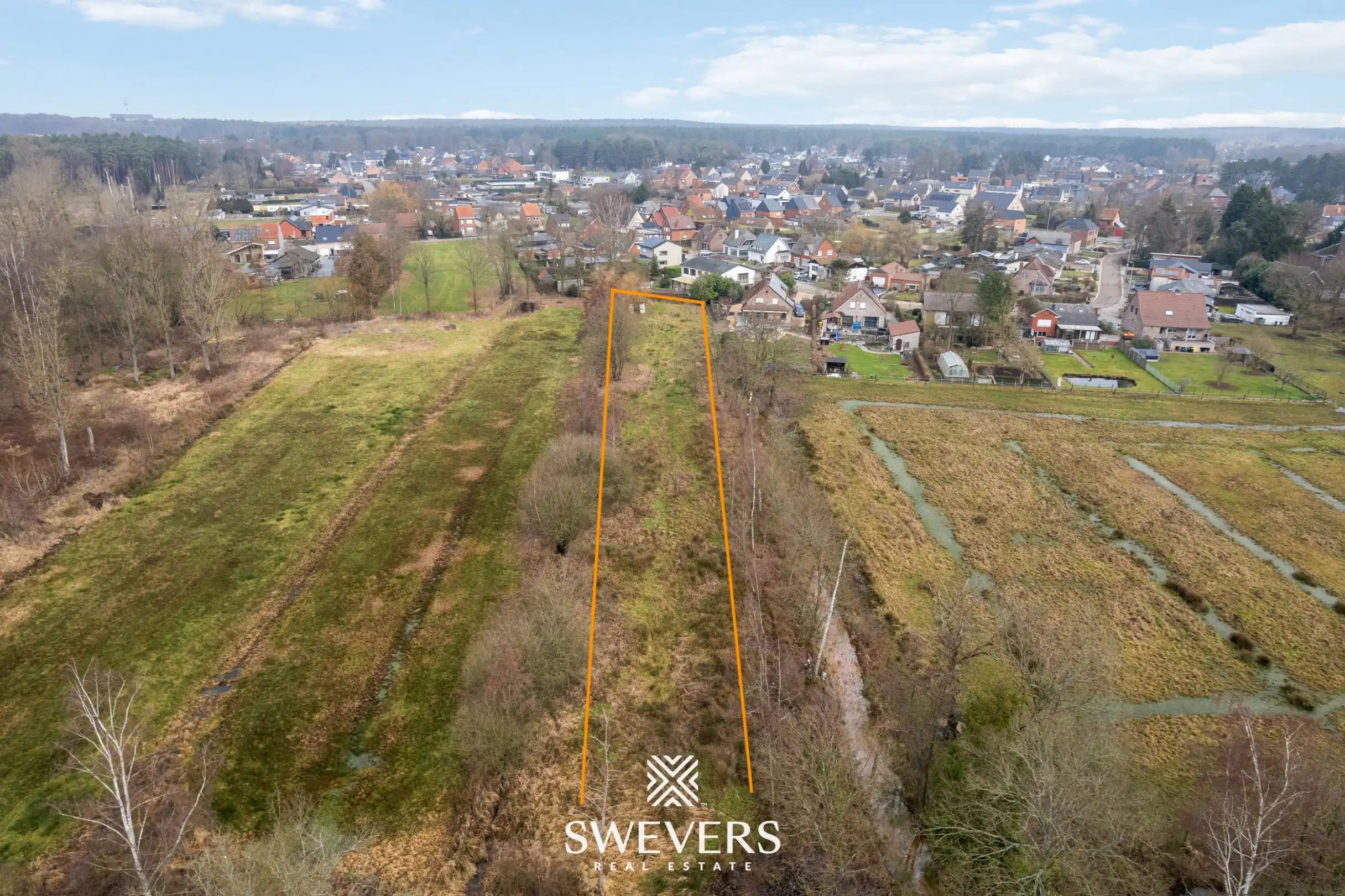 Bel-etage woning, 3 slpk, met aansluitende weide en vergunde stallingen en aparte weide, in totaal op 85a52ca foto 25