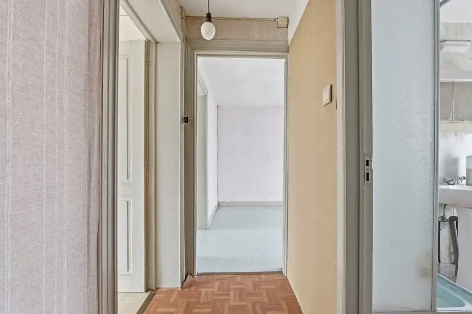 VOLLEDIG TE RENOVEREN WONING IN HEERS foto 14