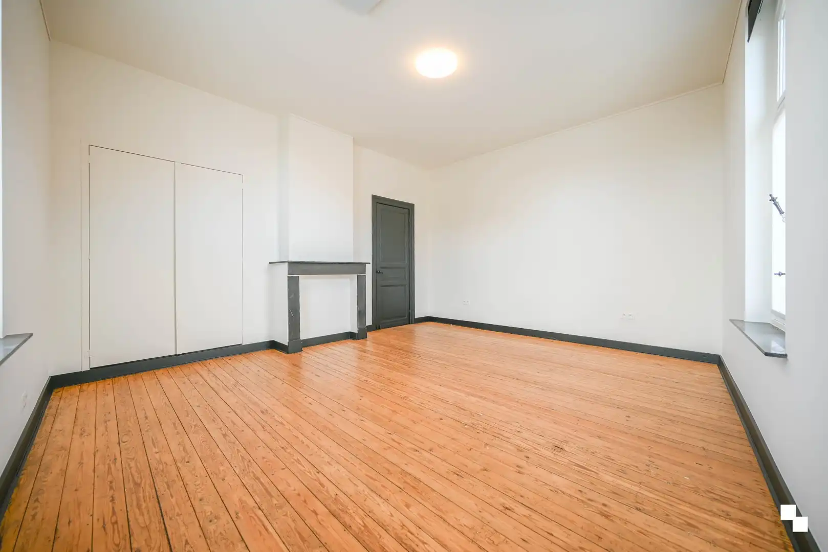 Karaktervolle woonst met 2 slaapkamers foto 19