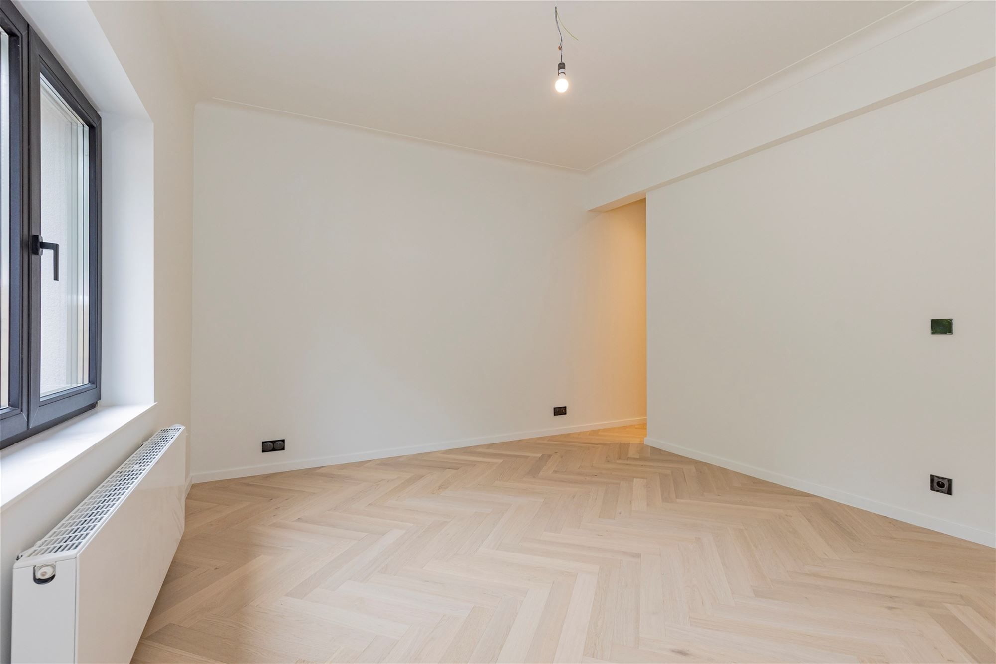 Super-de-luxe gerenoveerd appartement te Mortsel - 2 slk + 2 badk foto 24