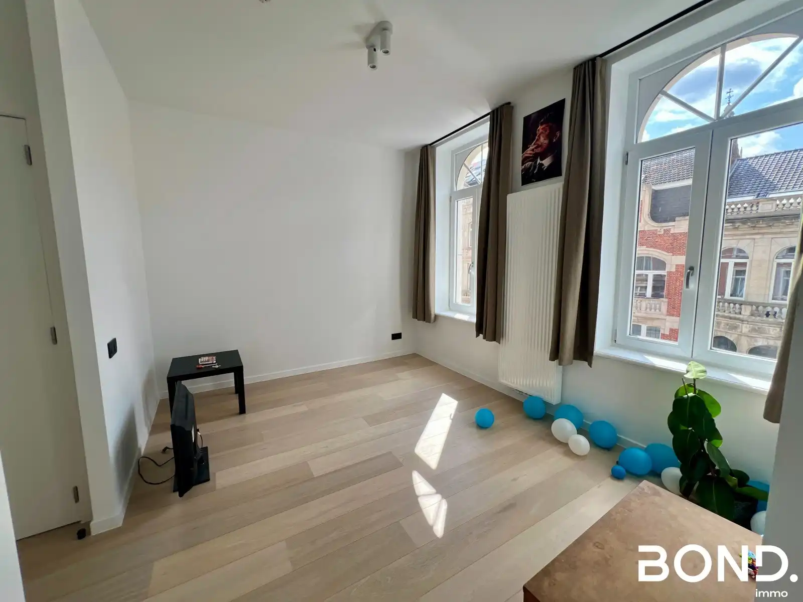 Gerenoveerd twee-slaapkamer studentenappartement te huur in hartje Leuven foto 7