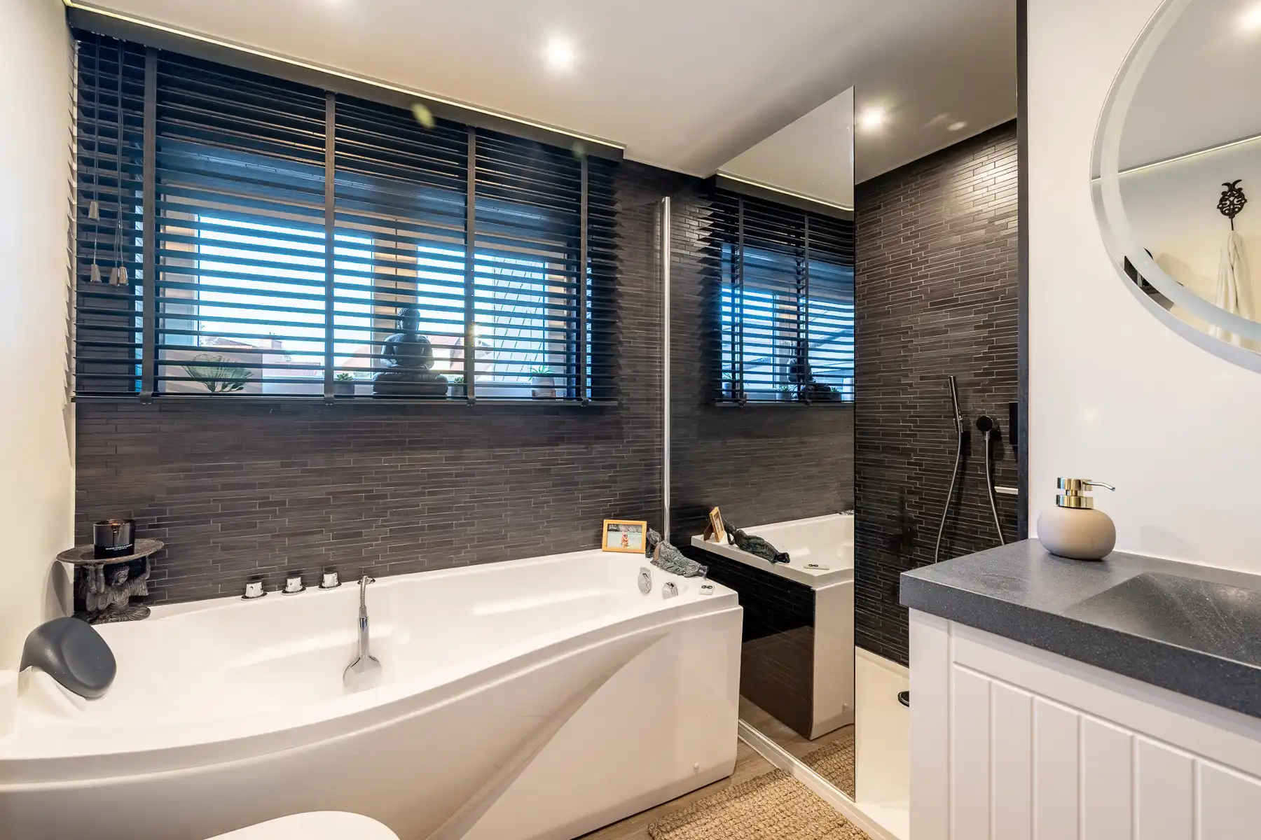 Gerenoveerde woning te Oud-Knokke foto 12