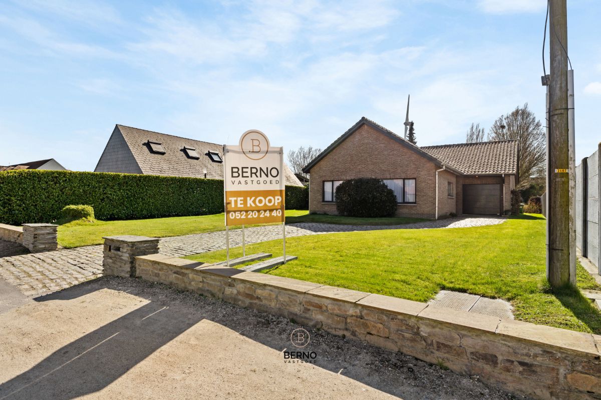 Ruime laagbouwvilla op een prachtig perceel van 2400m² foto 2