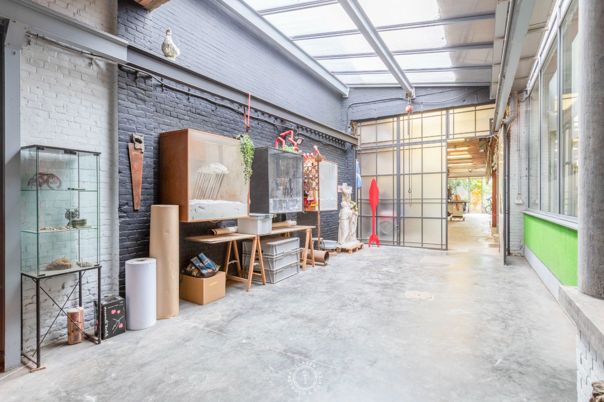 Multifunctioneel woonhuis met magazijn/kantoor en tuin foto 7