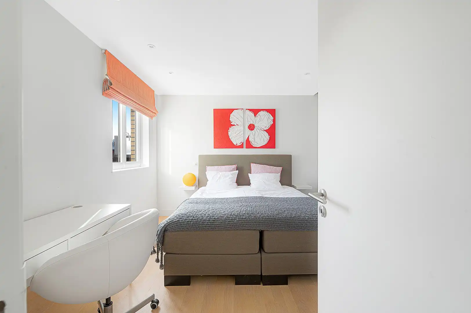 Ruim en lichtrijk penthouse-appartement met royale terrassen en open zeezicht . foto 27