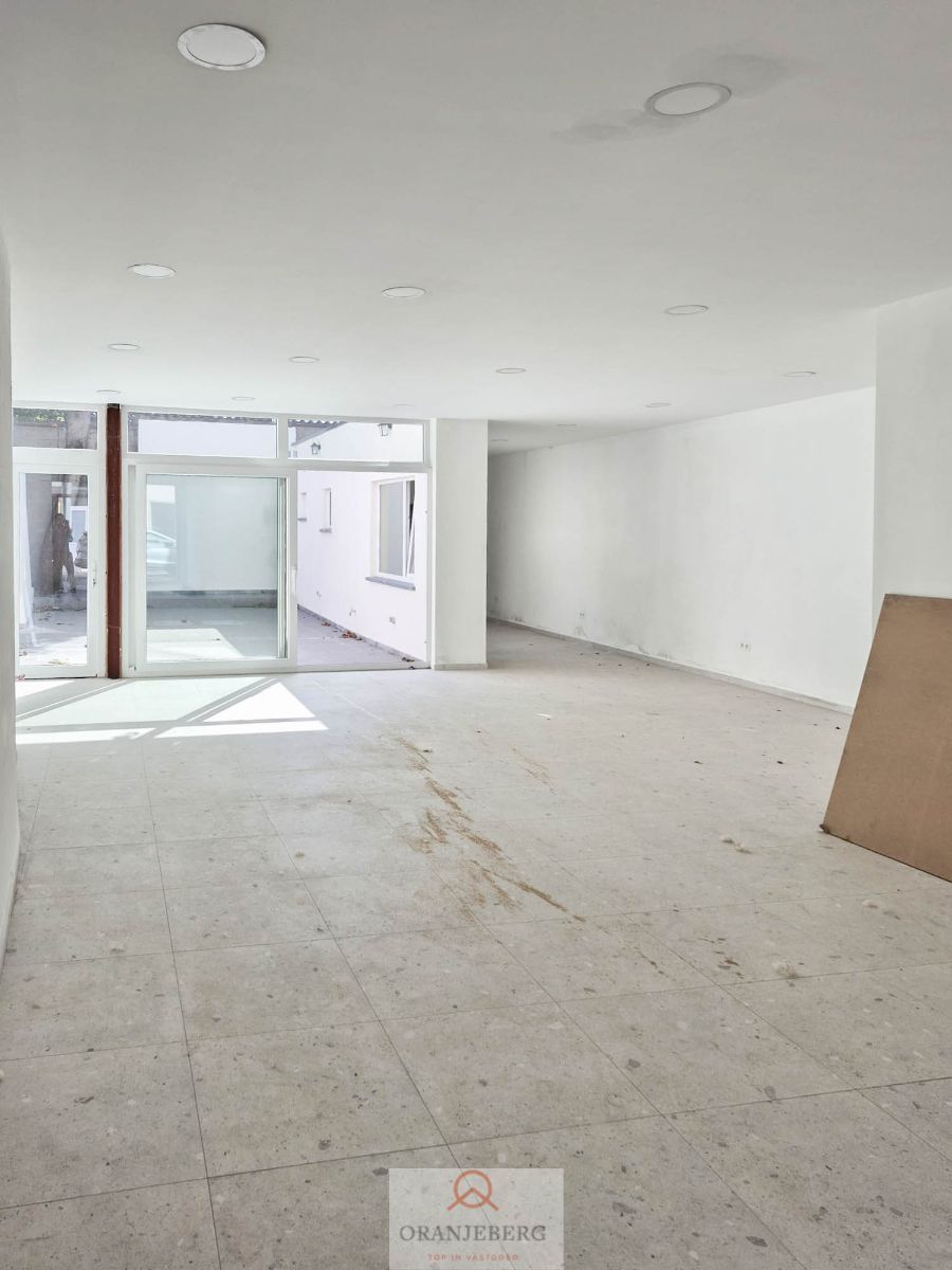 Handelspand (105 m²)  met tuin (40 m²) Muidepoort! foto 2