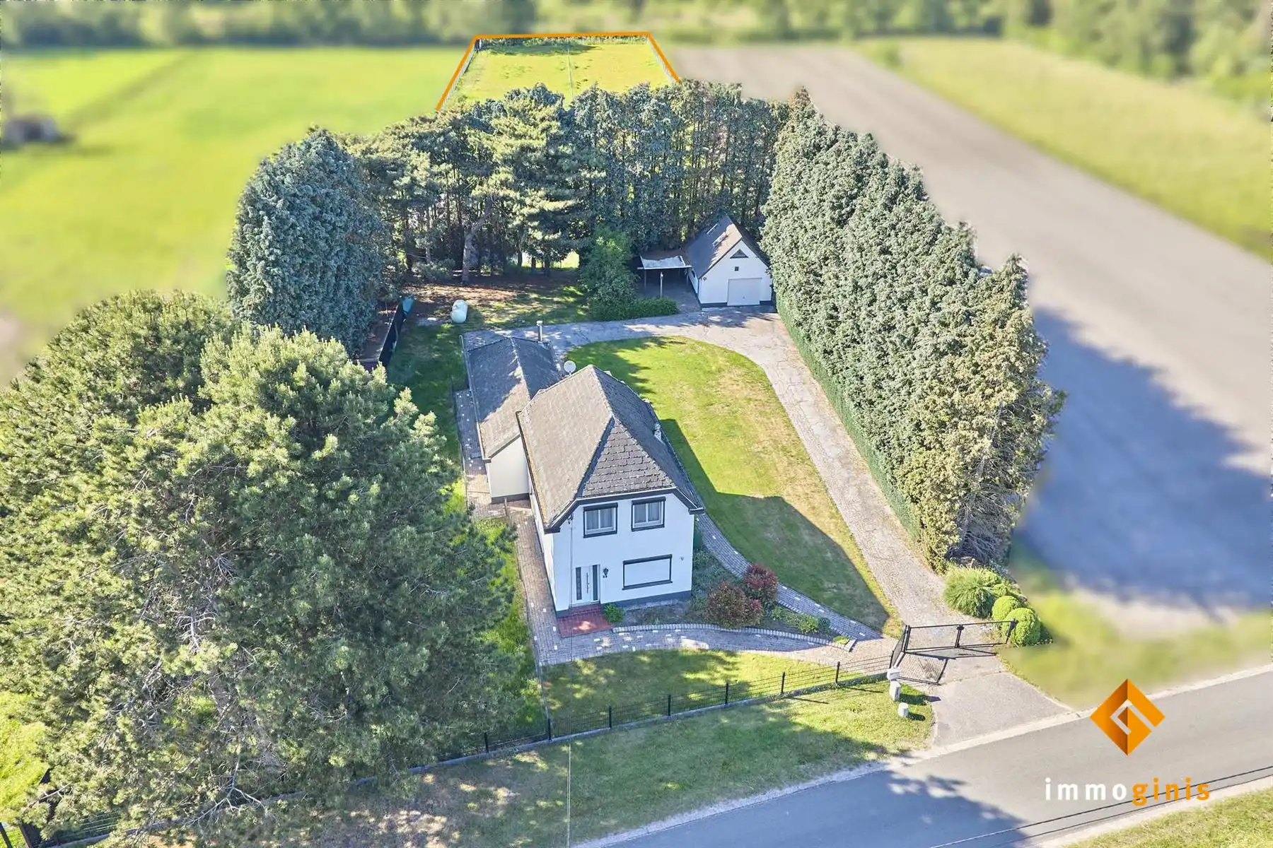 Hoofdfoto van de publicatie: Woning met 3 slaapkamers op perceel van 59a50ca, in een rustige en groene omgeving. Ideaal voor dierenliefhebbers!