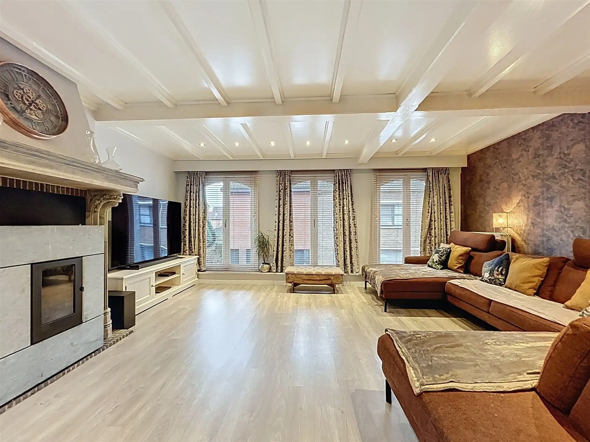 Moderne gezinswoning met 3 ruime slaapkamers en inpandige garage! foto 5