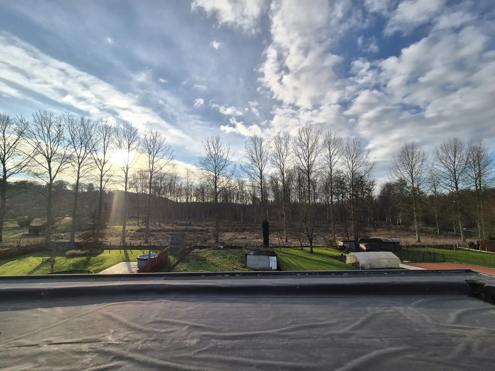 Recent, groot, praktisch + zuidgericht met prachtig uitzicht foto 33