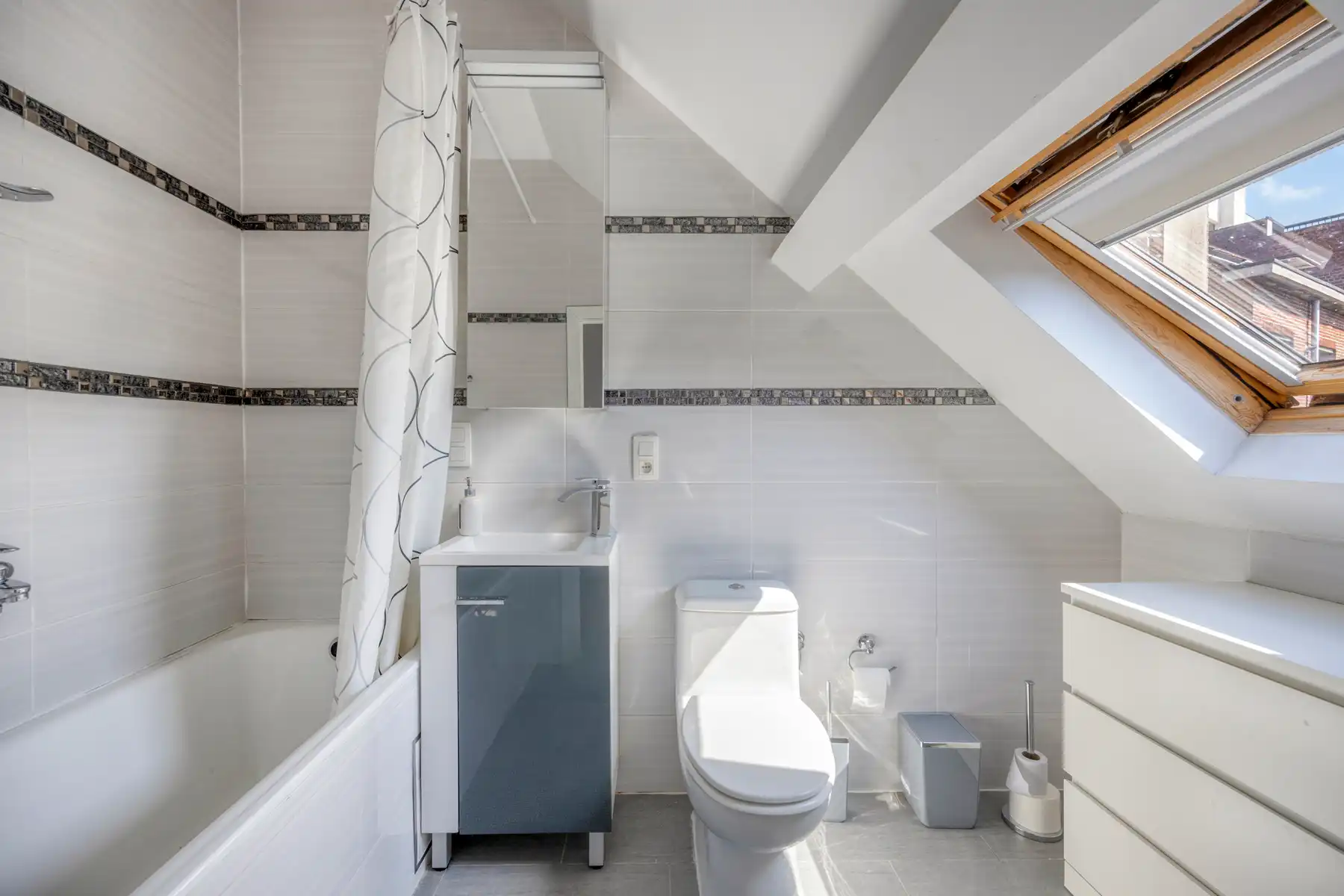 WSB-immo: Ruime woning op toplocatie in Wemmel foto 17