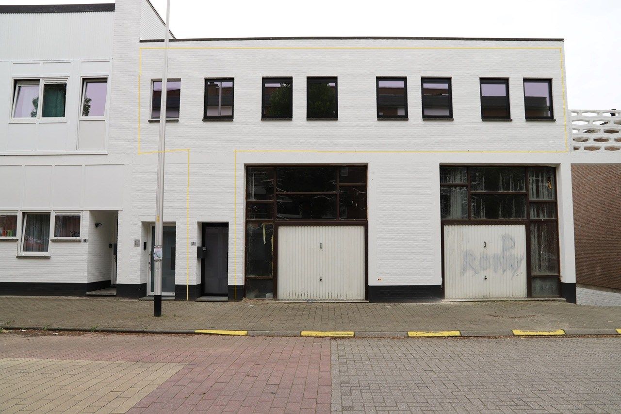 Penthouse van 178m² met 2 slaapkamers en ruim terras vlakbij Genk centrum foto 2