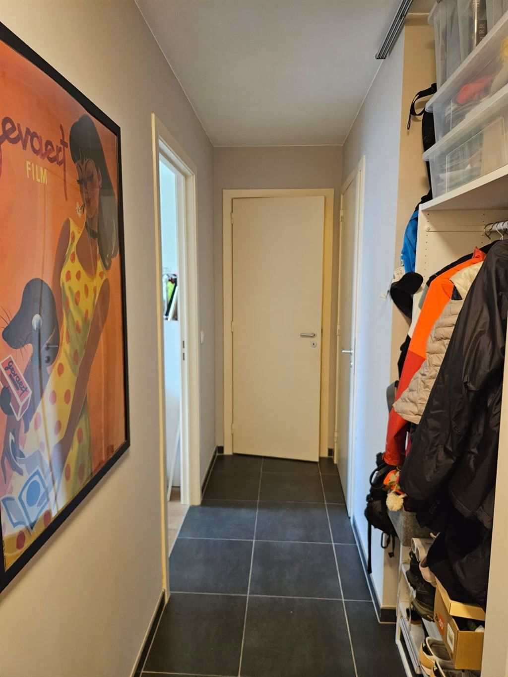 Mooi en lichtrijk appartement met 2 slaapkamers foto 11