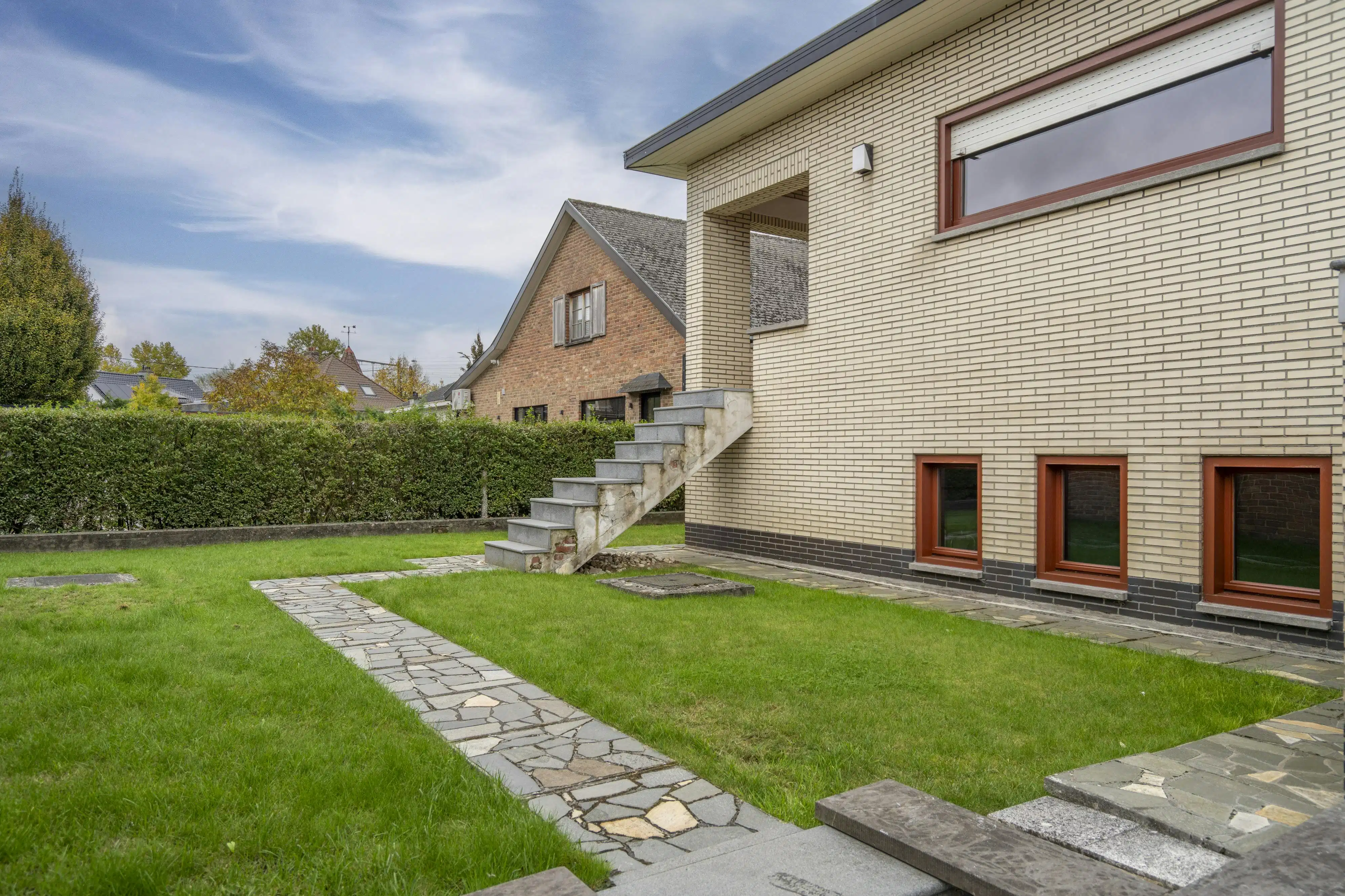 Ruim te renoveren huis te koop in Harelbeke  foto 6