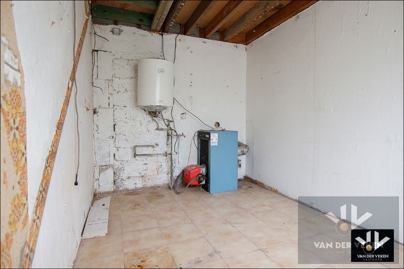 TE RENOVEREN WONING OP TOPLOCATIE NABIJ BOKRIJK foto 17