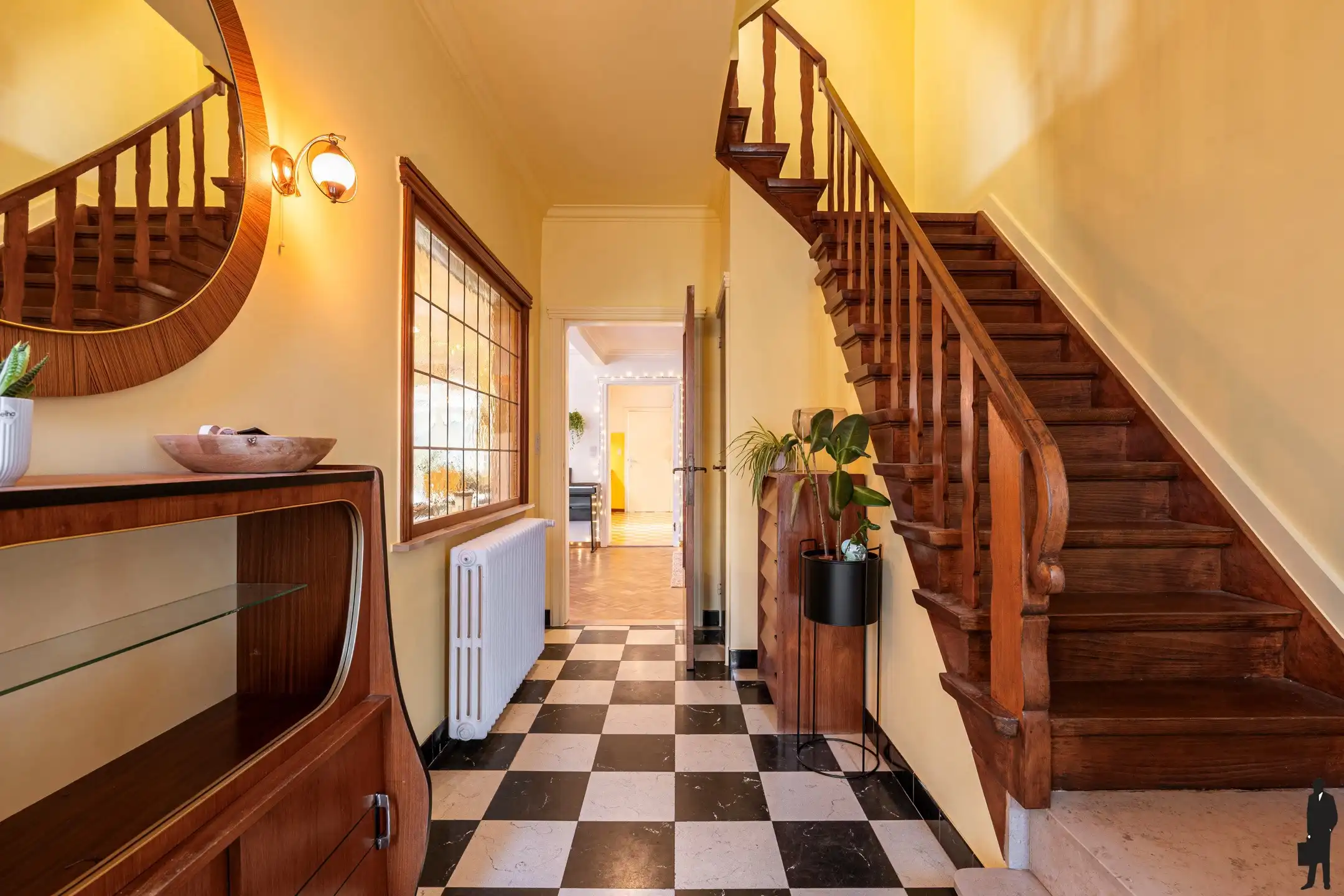 Instapklare gezinswoning met 5 slpks en ZW-tuin foto 2