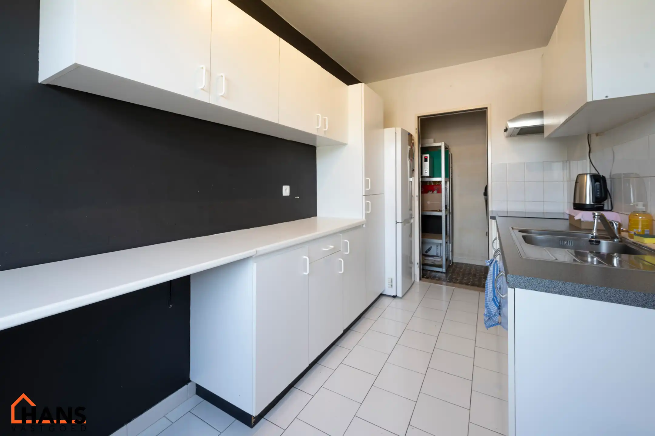 Appartement op de 2de verdieping met garagebox. foto 5