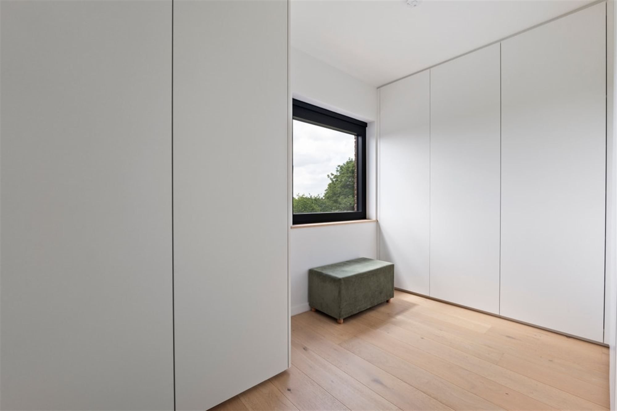 UNIEKE DESIGNWONING MET MODERNE AFWERKING EN STIJVOLLE ARCHITECTUUR foto 50