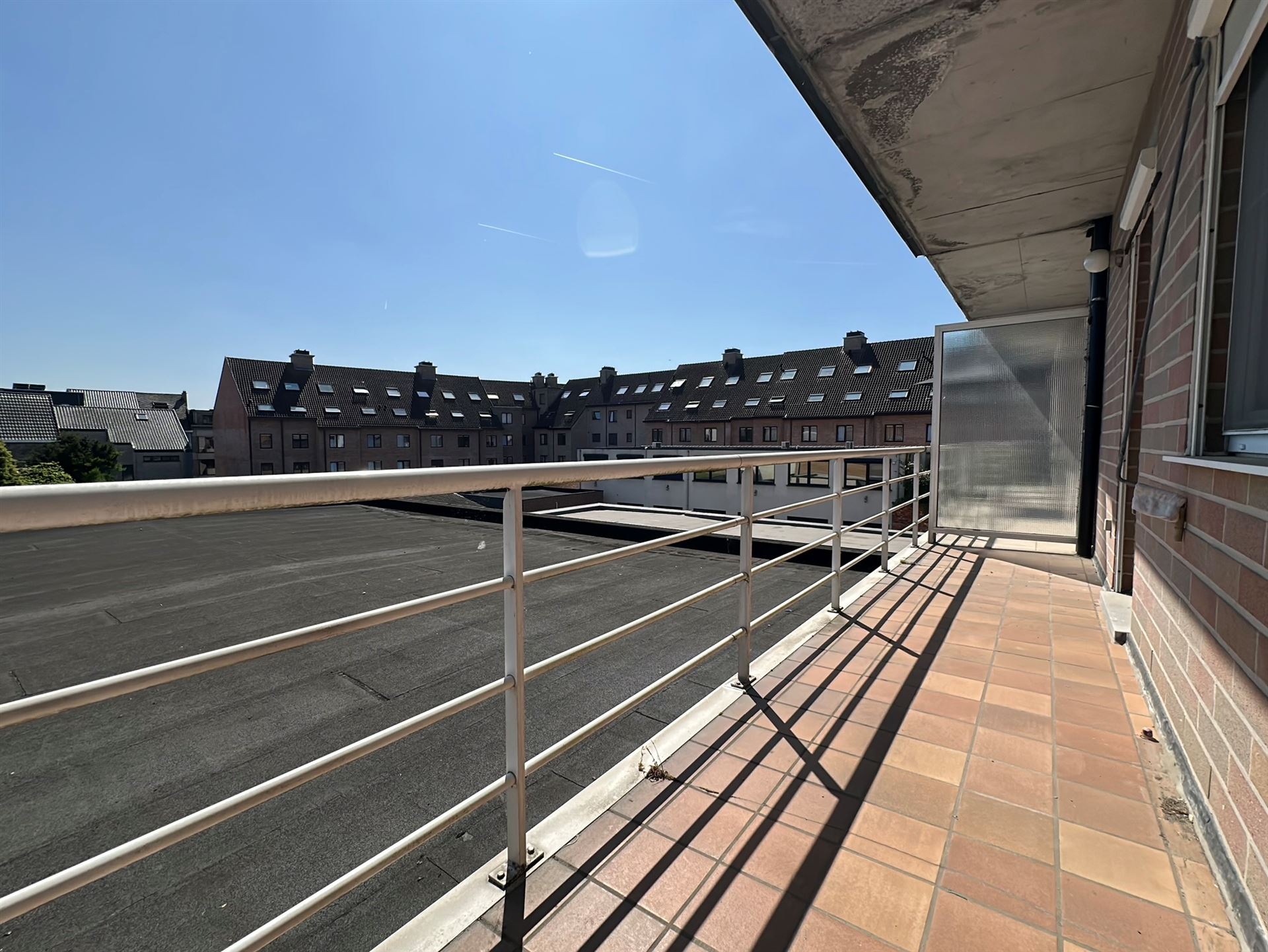 appartement met garage en zonnig terras in hartje Dendermonde foto 7
