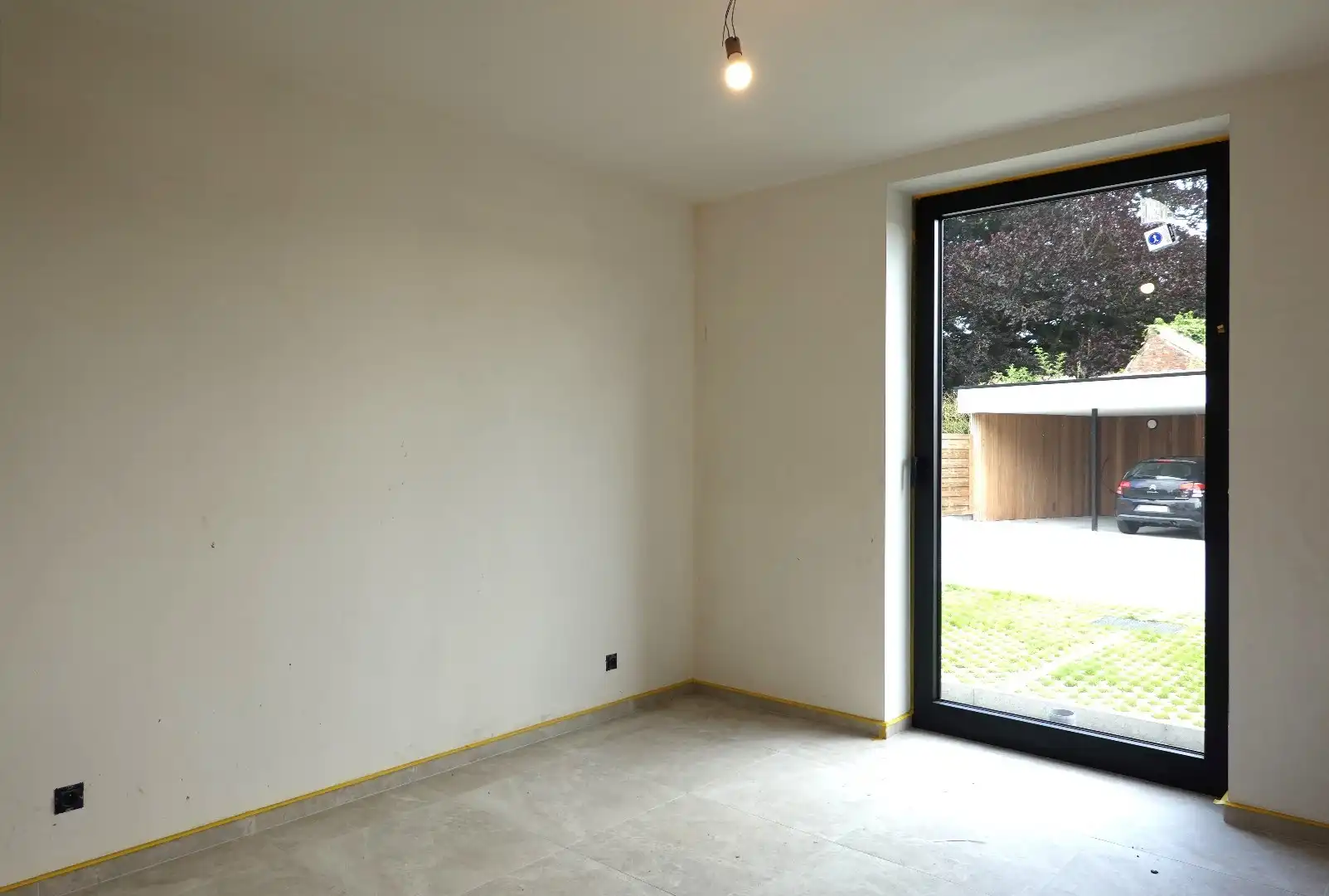 Prachtig appartement van 108,43 m² met autostaanplaats op uitstekende ligging in hartje Jabbeke foto 10