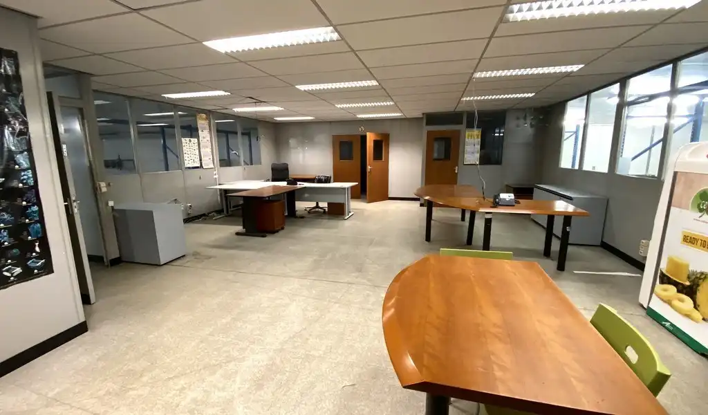 Bedrijfspand te huur aan Groothandelsmarkt Antwerpen foto 11