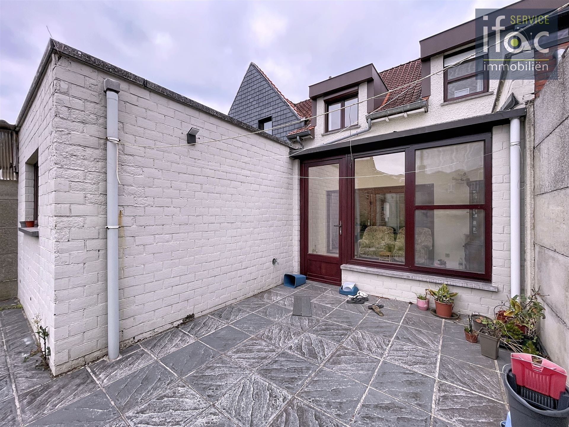Rijwoning met tuin  foto 18