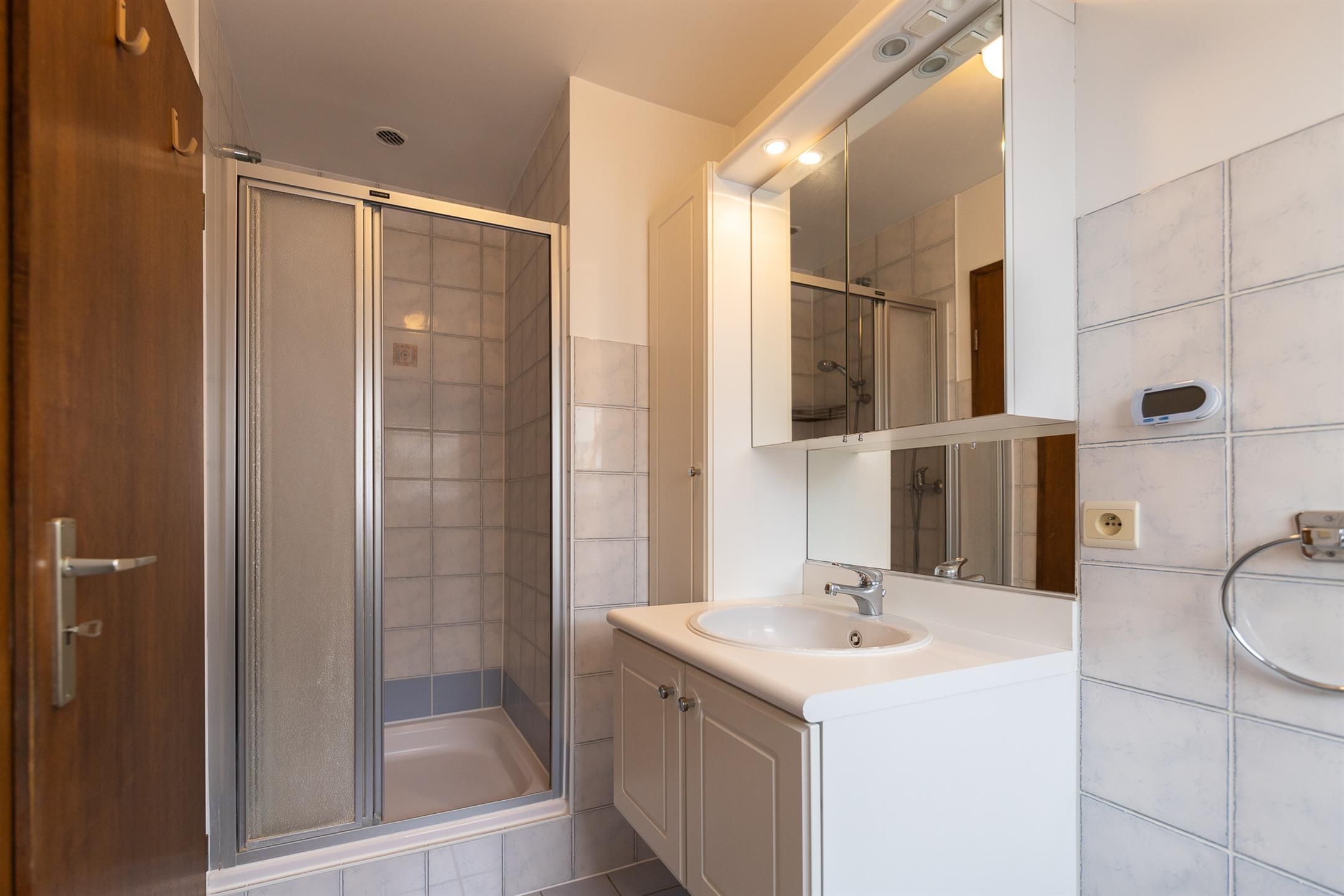 Ideaal gelegen villa met 4 slaapkamers foto 13