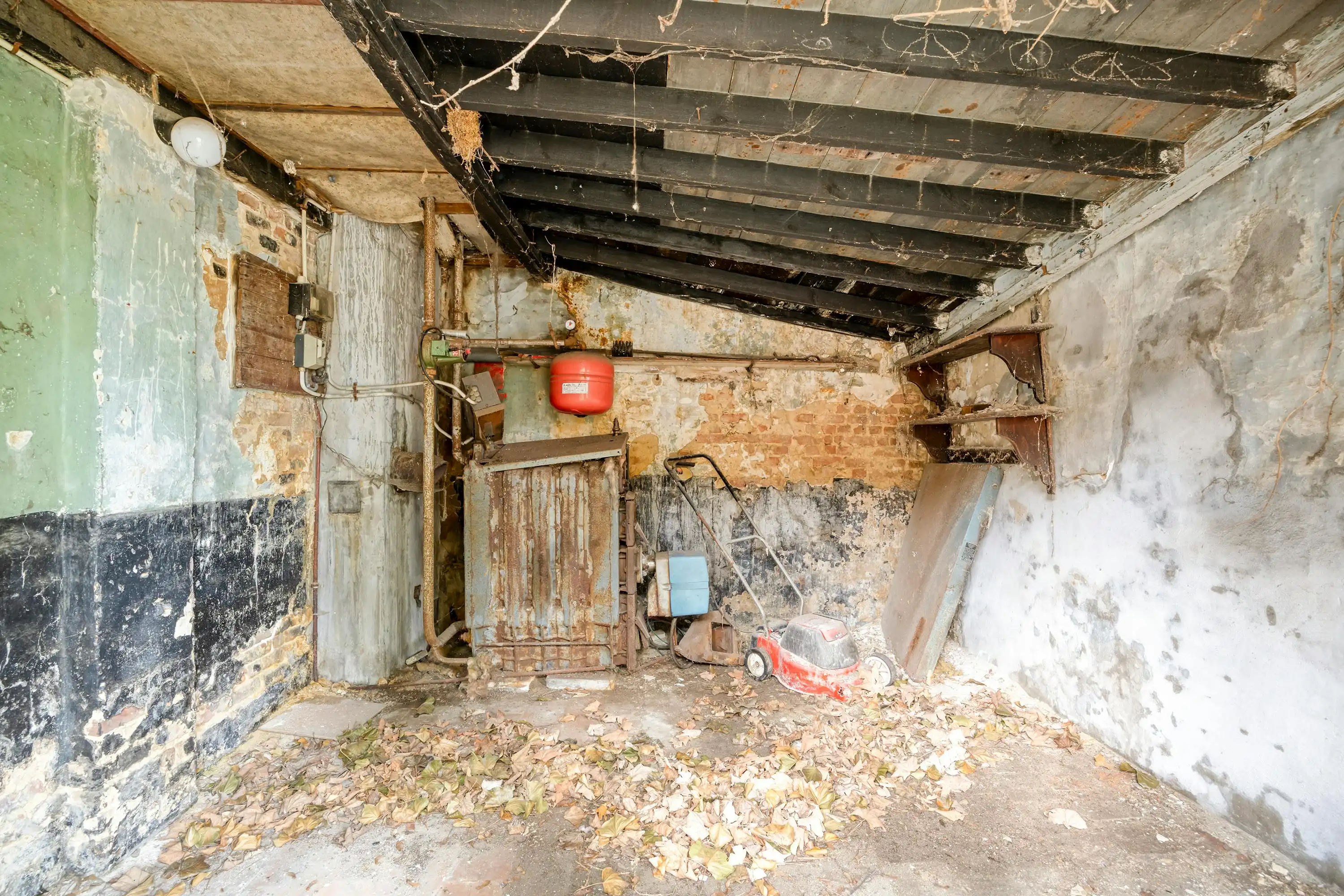 Volledig te renoveren woning te koop in Essen-centrum! foto 17