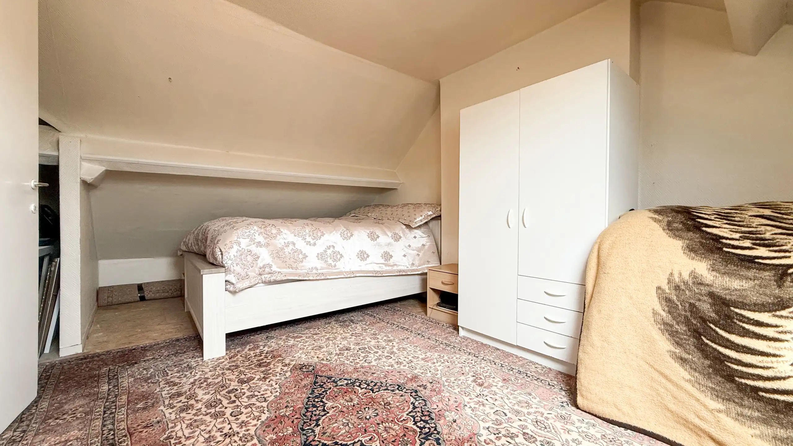 Charmante woning met 4 slpks in het hartje van Heusden! foto 37