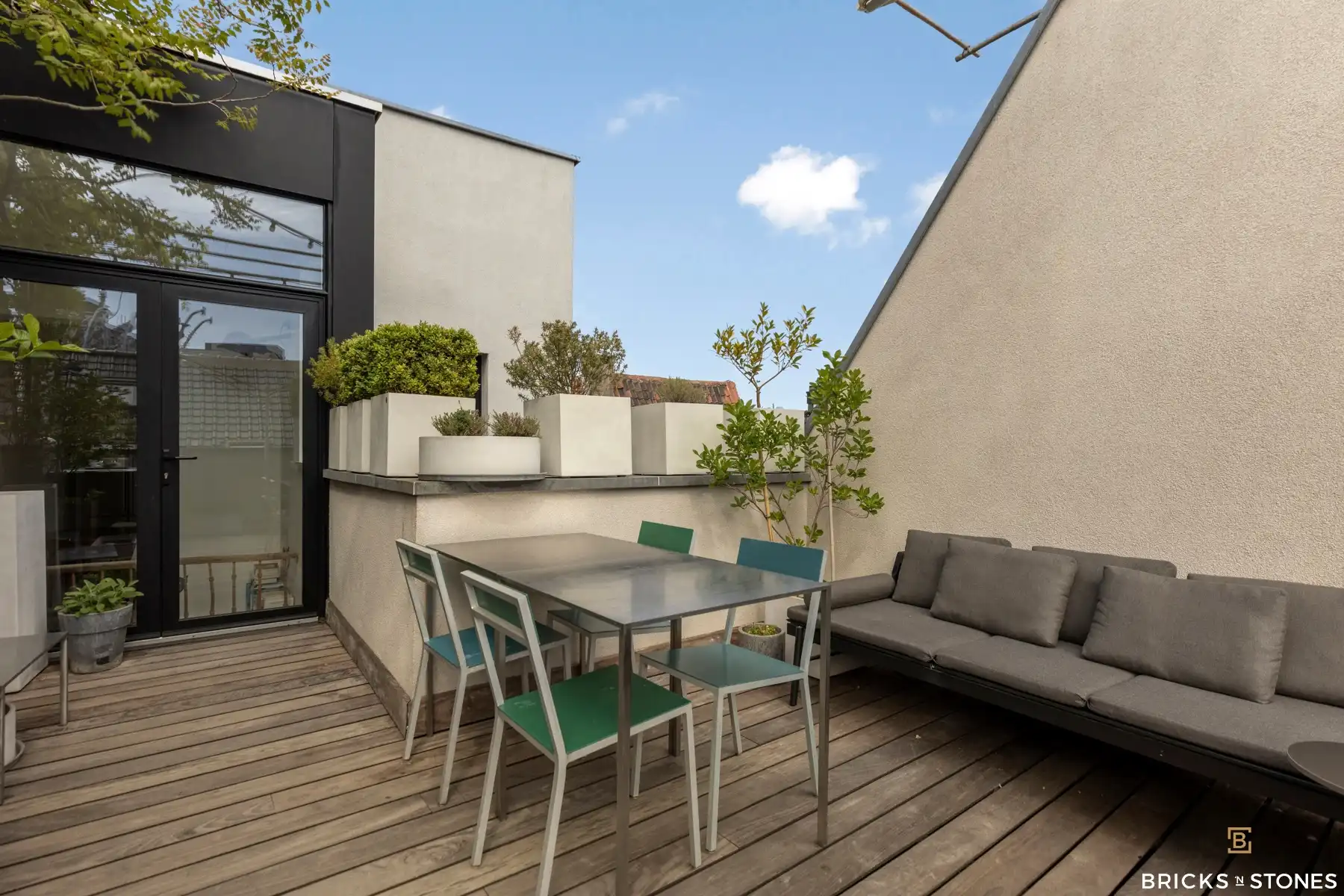 Woning aan Vrijdagsmarkt met dakterras en parking foto 8