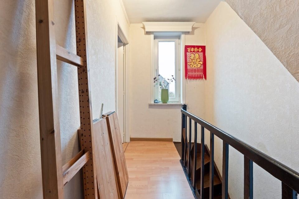 OP TE FRISSEN STADSWONING IN SINT-TRUIDEN foto 19