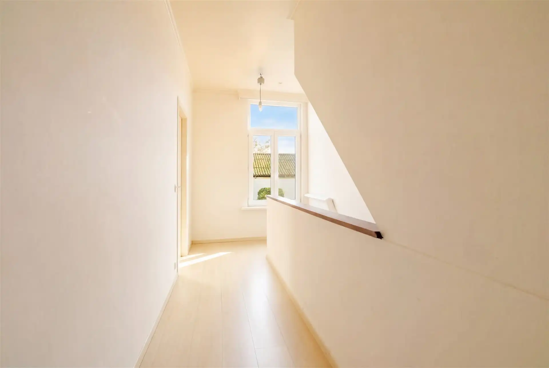 Instapklare woning met 2 slks en tuin foto 13