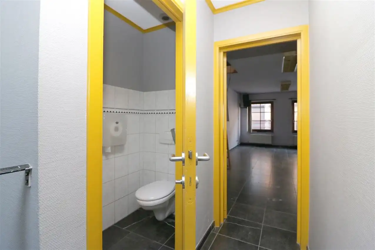 Authentiek bruin café in hartje Scherpenheuvel foto 25