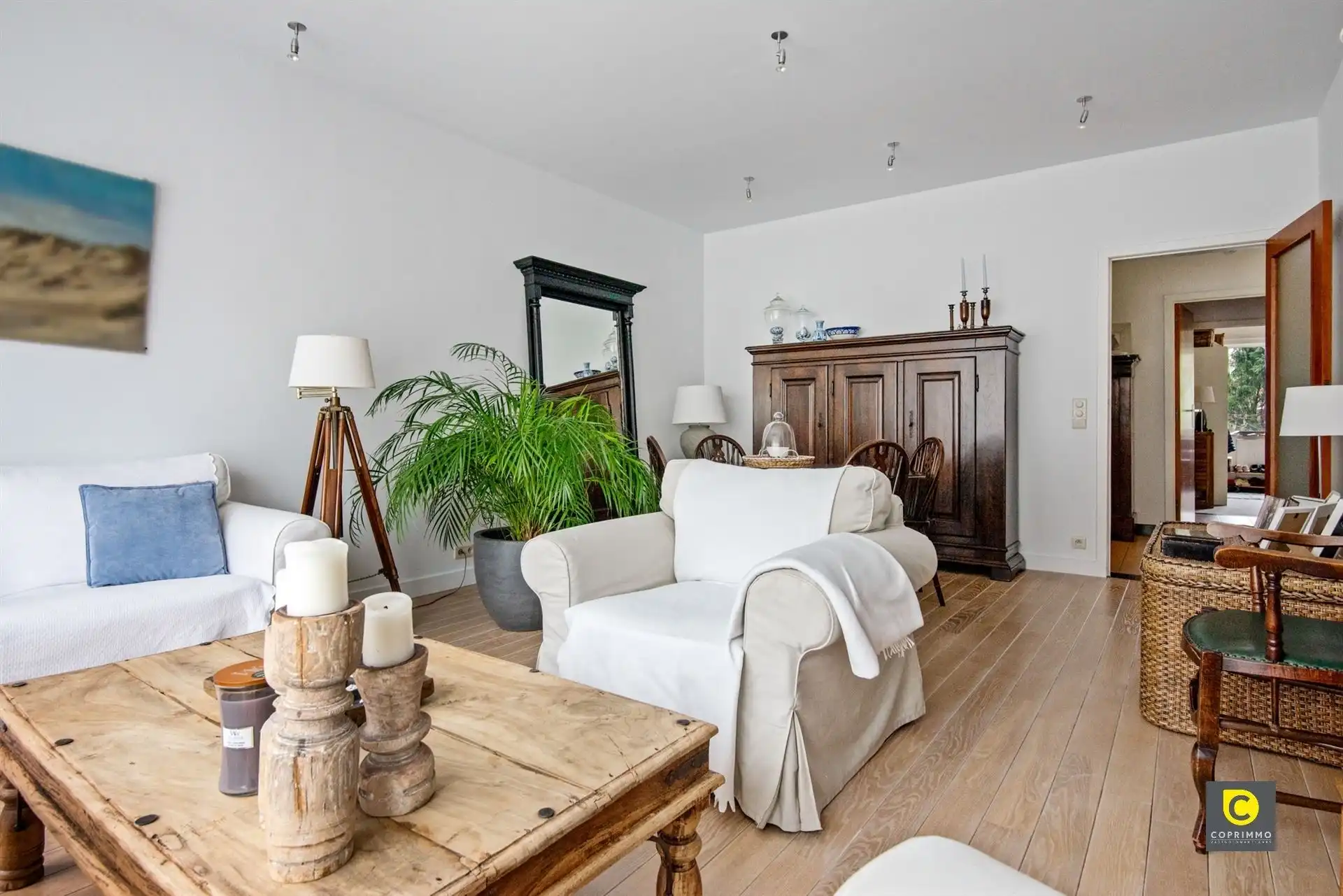 Lichtrijk 2 slpk app met 2 terrassen te Pulhof! foto 2