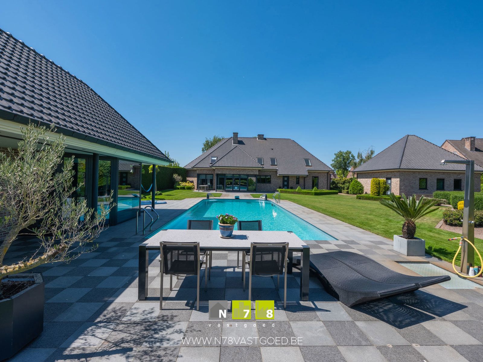 Villa te koop foto 61