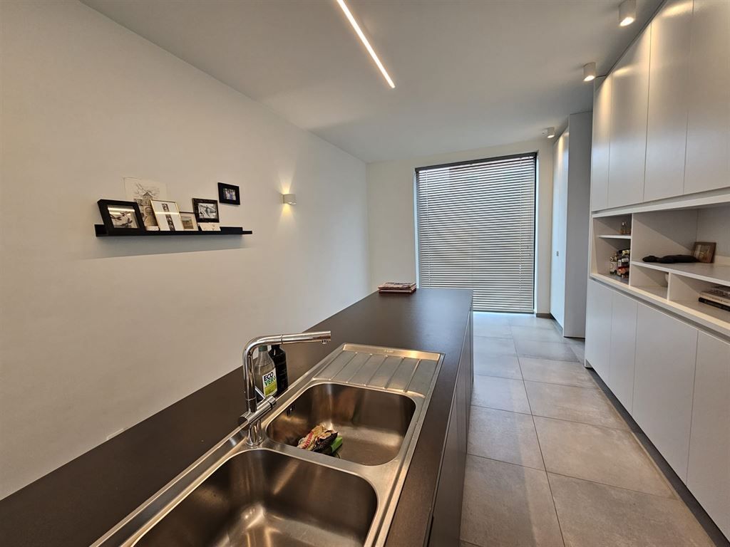 prachtig afgewerkte woning foto 13