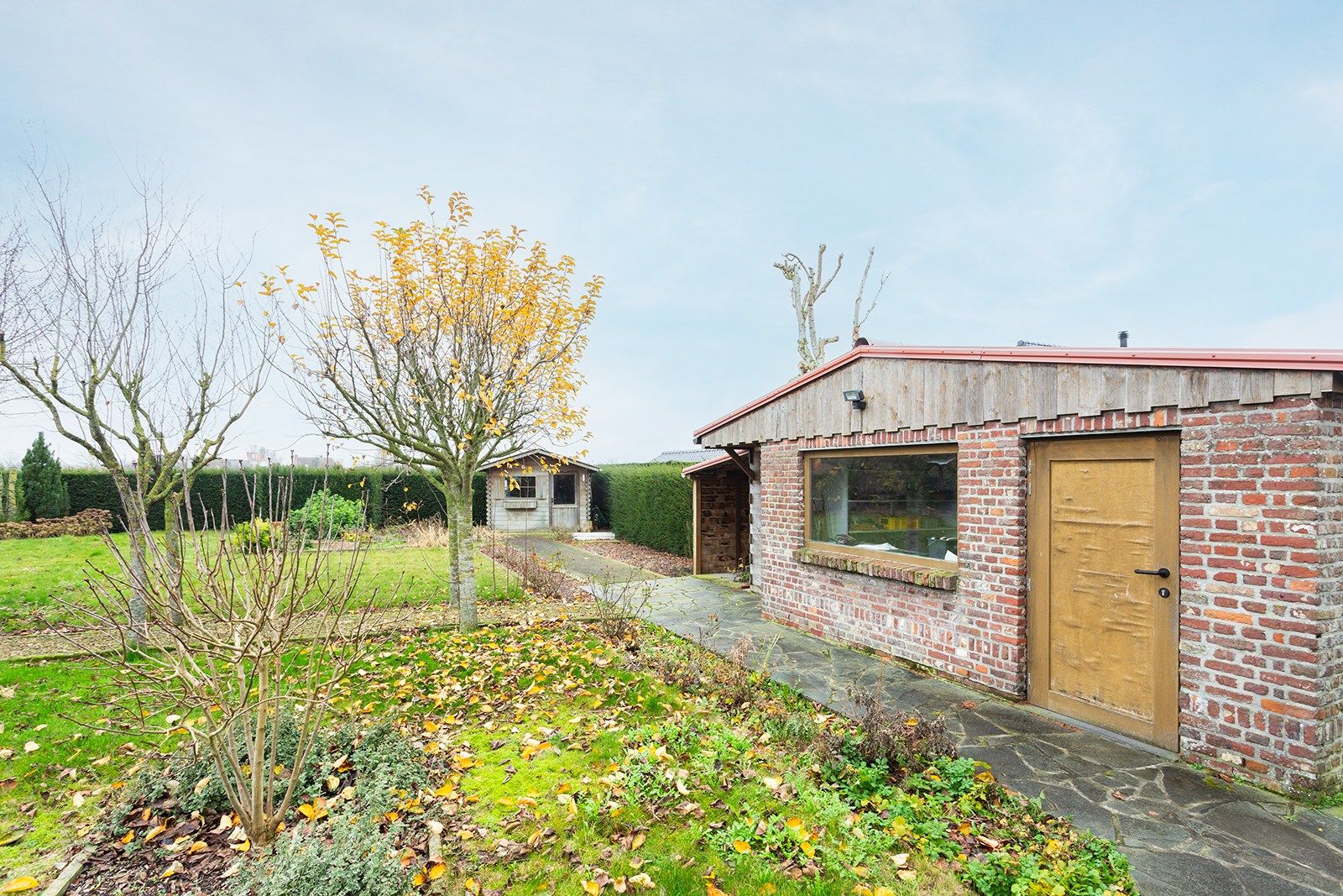 Charmante gezinswoning op 6.217 m² foto 23