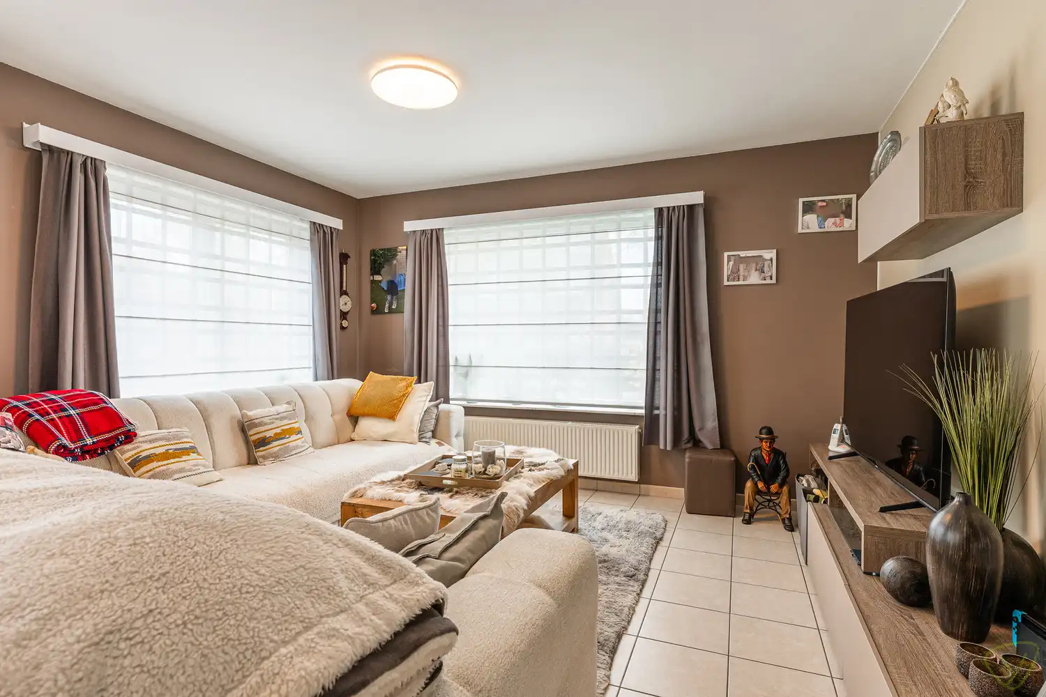 Goed onderhouden woning op een rustige ligging te Wondelgem. foto 6