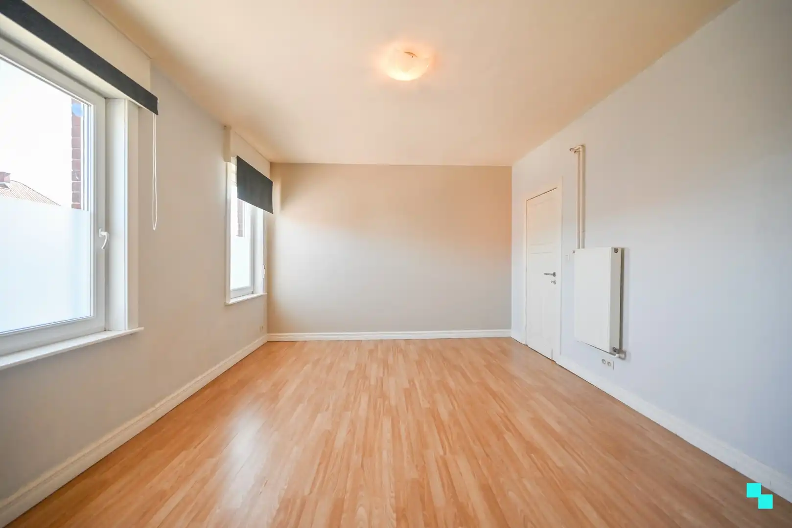 Op te frissen eengezinswoning met uitweg achteraan foto 26