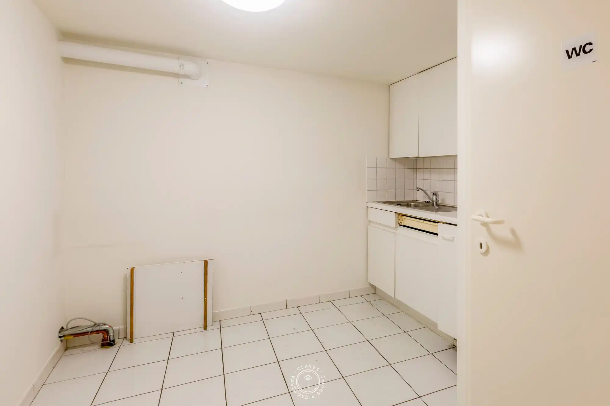 Centraal gelegen handelspand / kantoor met zicht op de Grote Markt foto 15