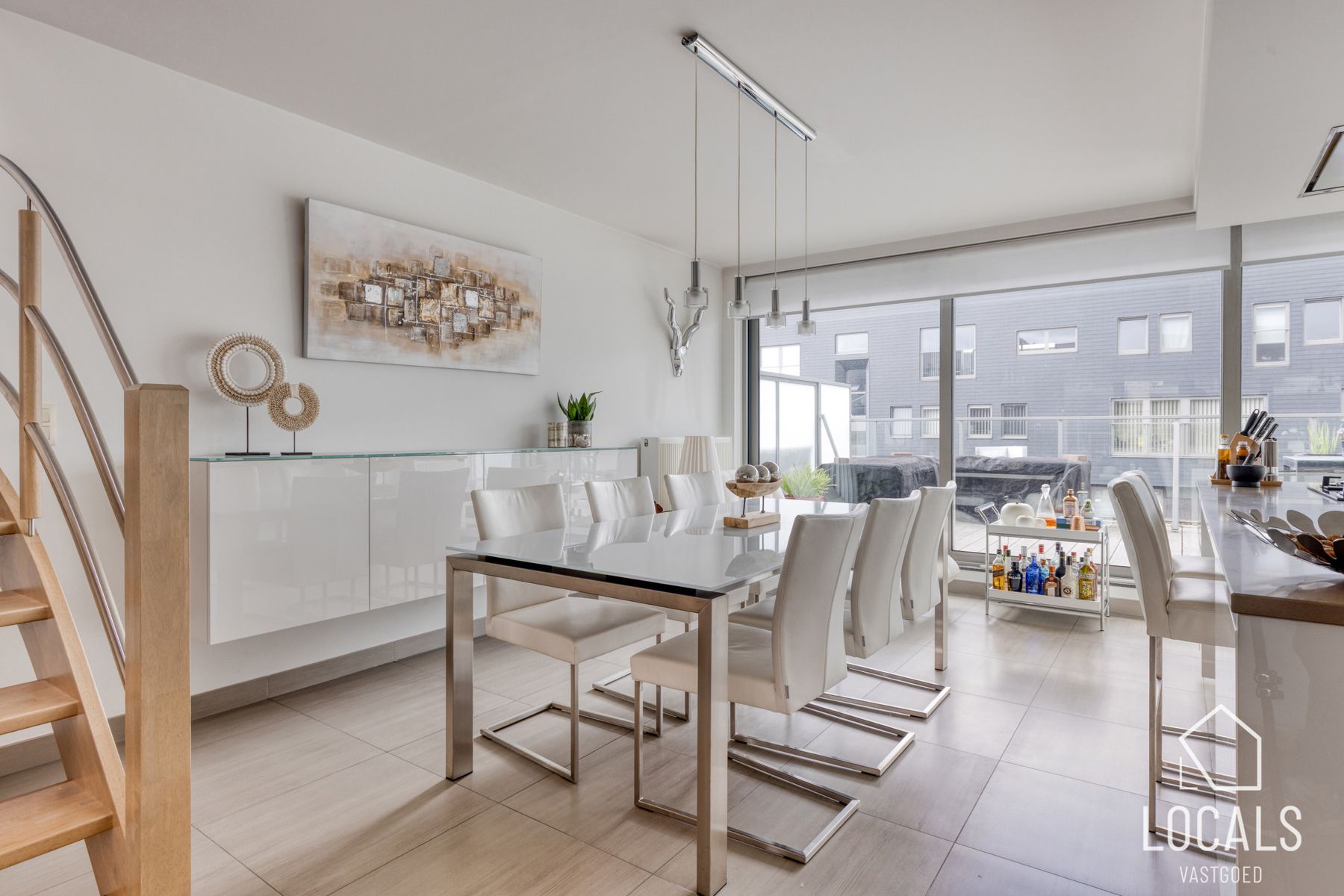 Instapklaar duplexappartement in het centrum van Ninove foto 6