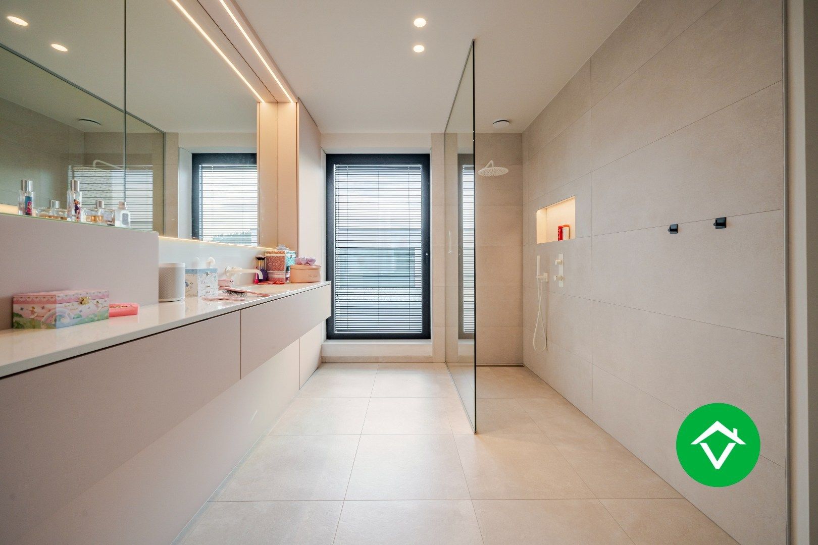 Exclusieve, moderne villa in Koekelare met zwembad, poolhouse, wellness en privécinema – ultiem wonen in luxe en stijl, met oog voor perfectie. foto 38