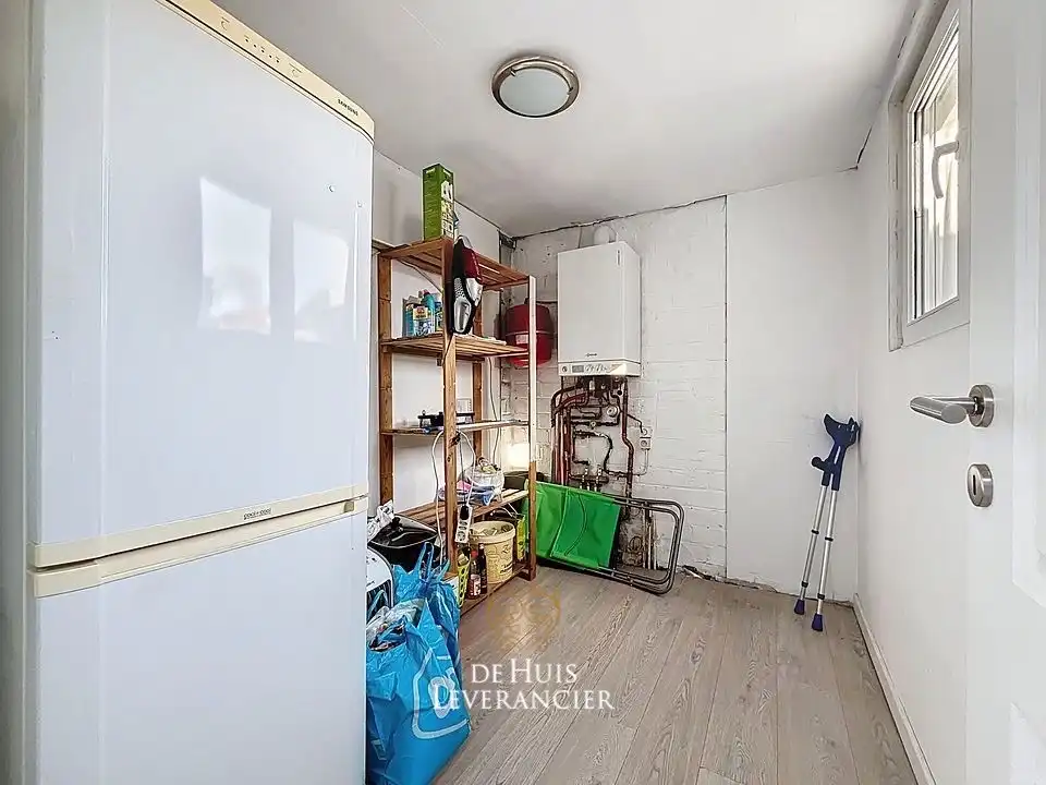 Ruimtelijke rijwoning met tuin en garage in de Altenawijk foto 17