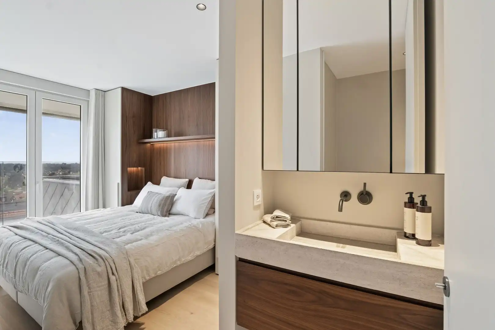 Milenka - Appartement 7e verdieping – Verfijnde rust met zicht op de horizon foto 16