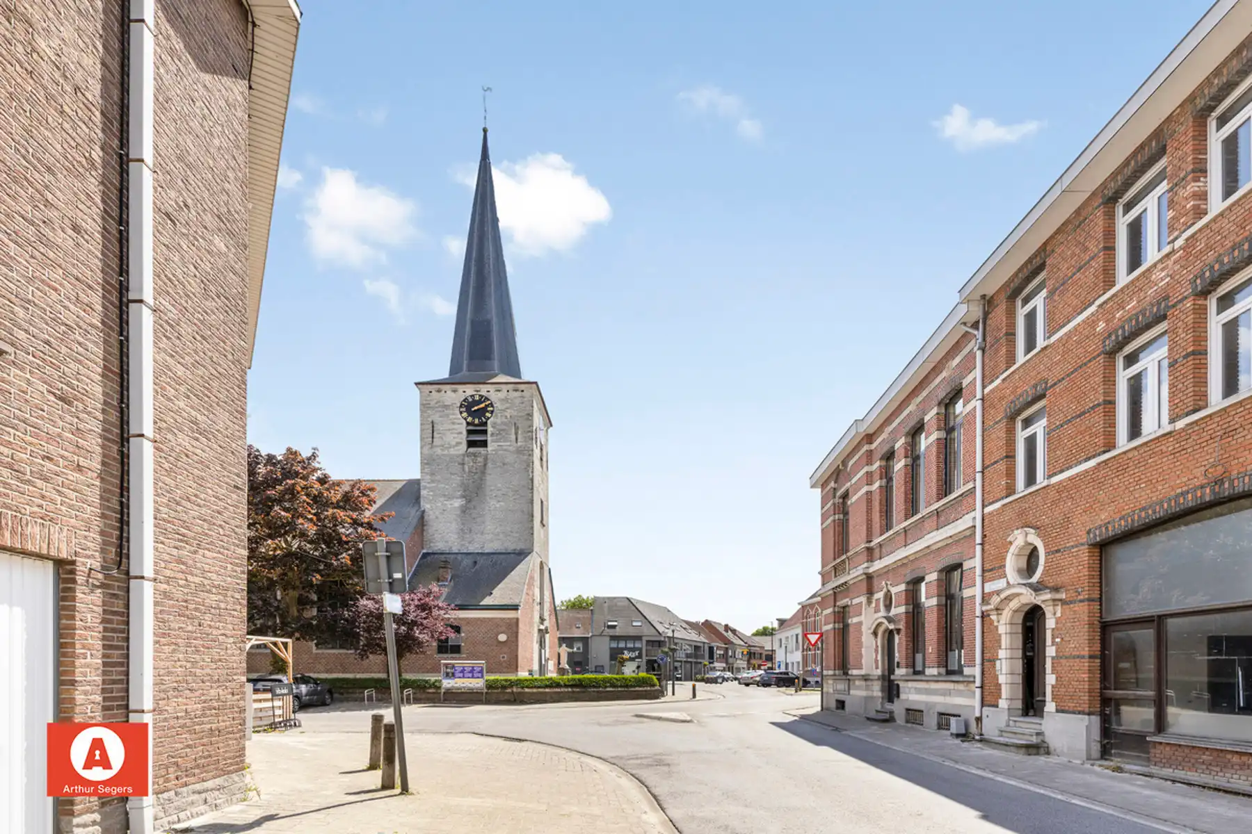 2 appartementen + ruime loods in hartje Malderen foto 2