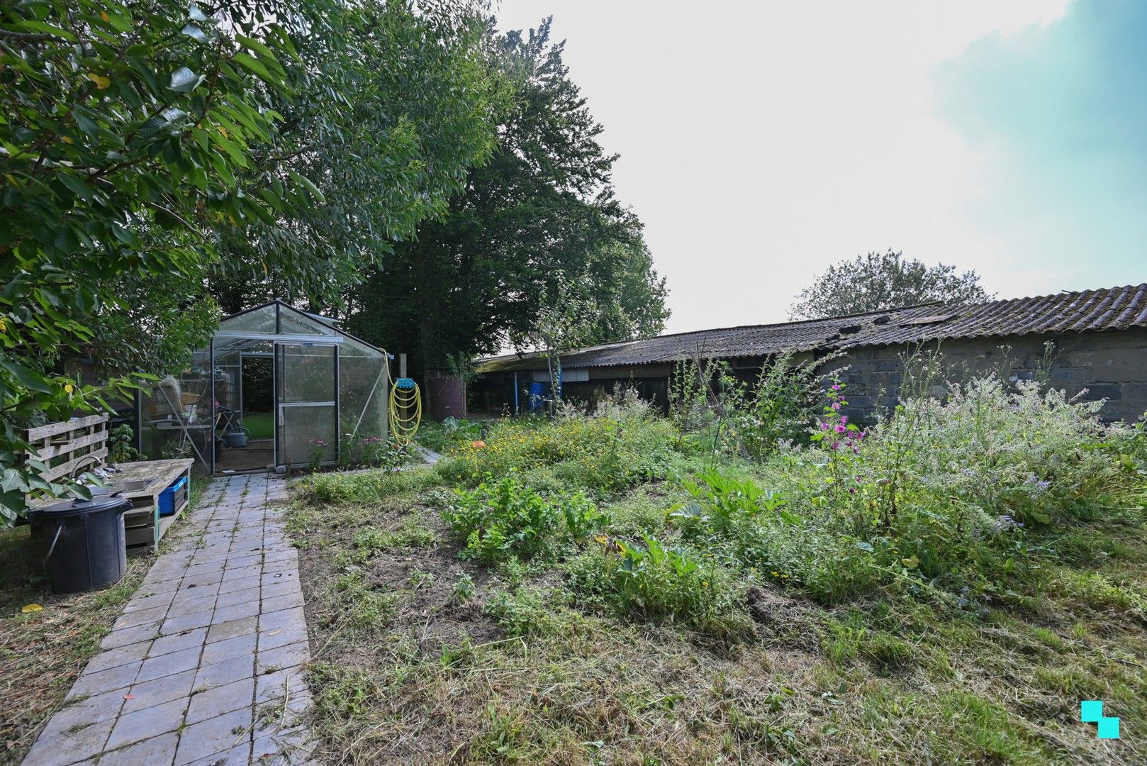 Landelijk gelegen HOB met uitgestrekte tuin in Izegem foto 20