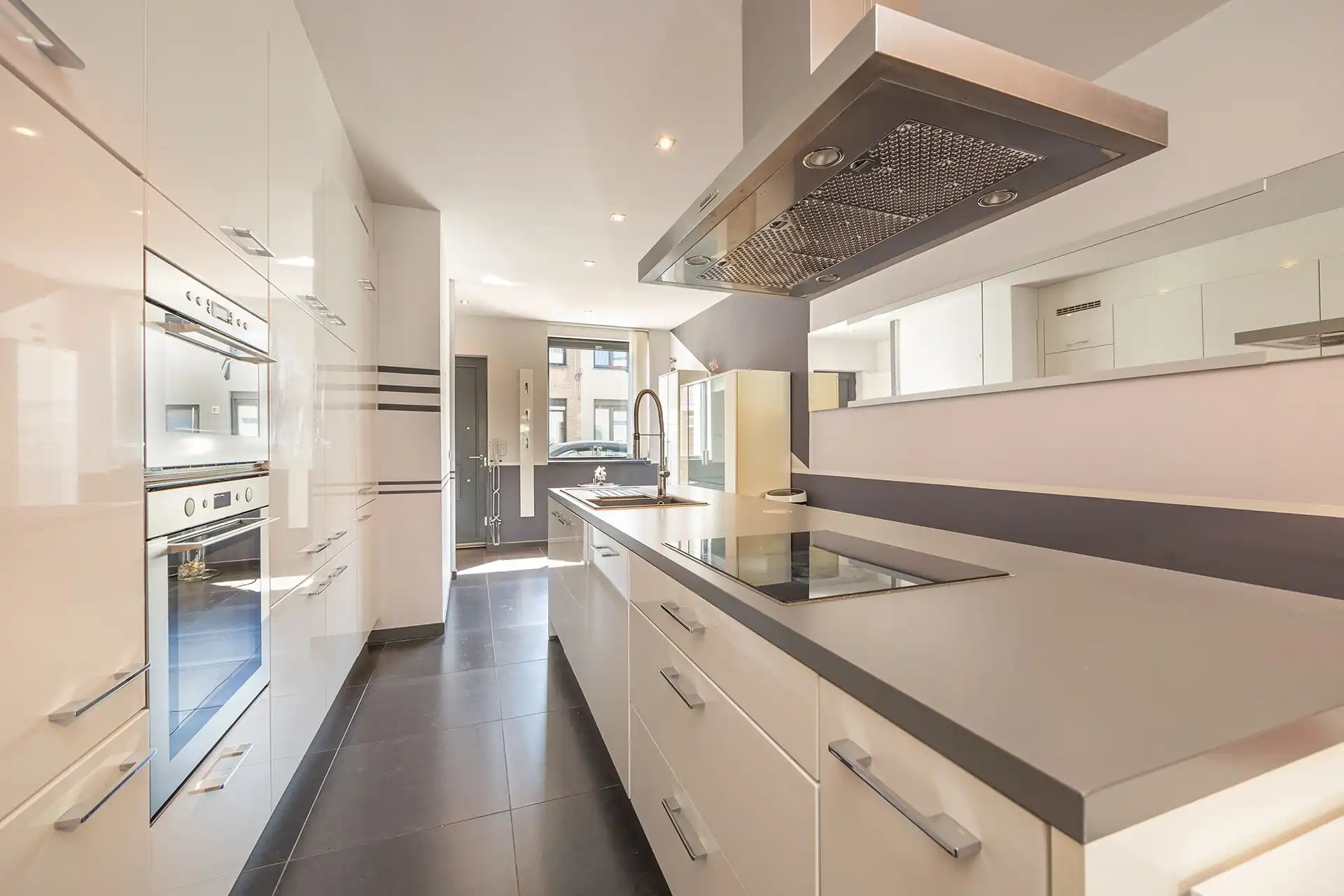 Instapklare woning met tuin in Deurne-Noord foto 5