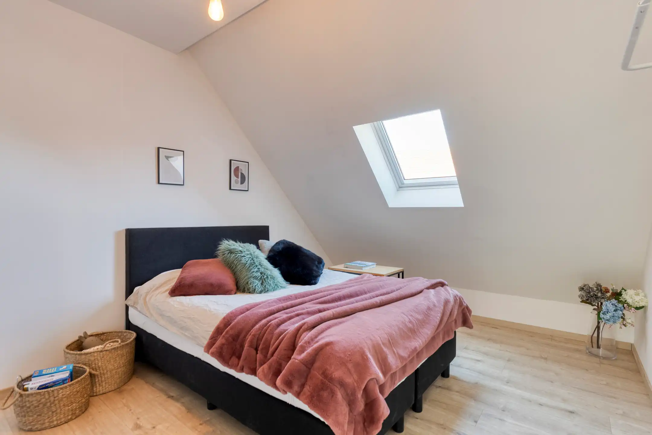 Trendy en lichtrijke woning met VEEL potentiëel foto 22