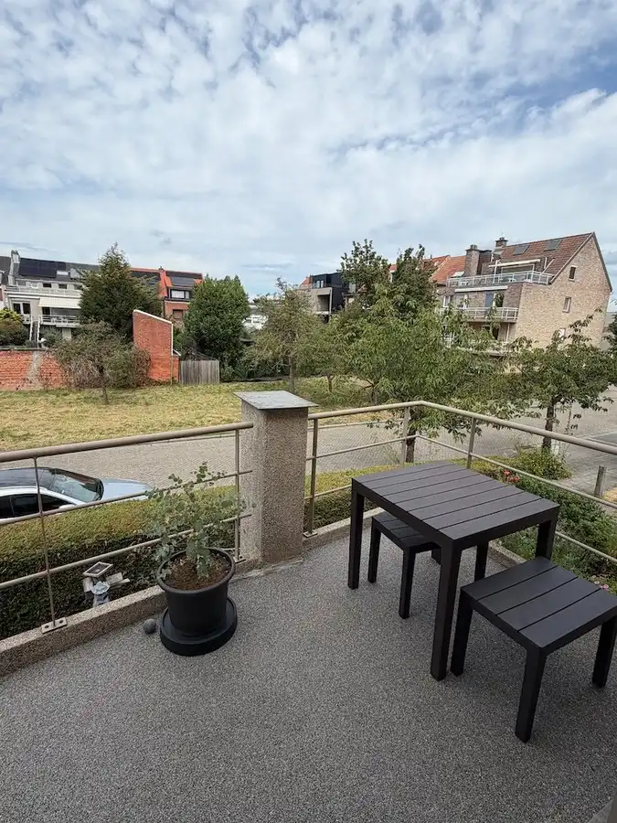Rustig gelegen 2 slaapkamer appartement in een geliefde wijk te Wilrijk foto 8