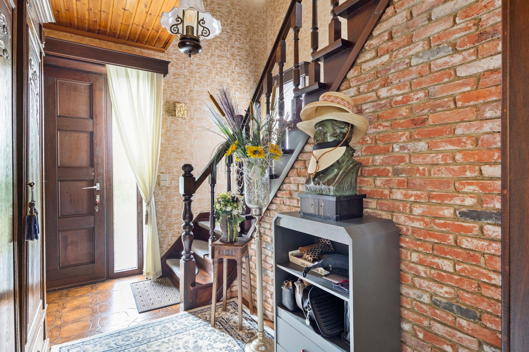 halfvrijstaande woning foto 4