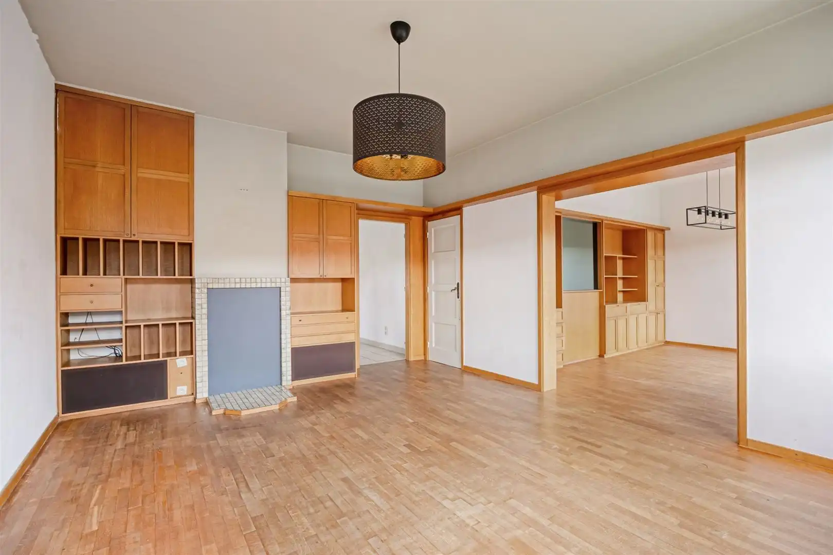 TE KOOP: Ruime gezinswoning met 4 slaapkamers op centrale ligging in Houthalen! foto 9
